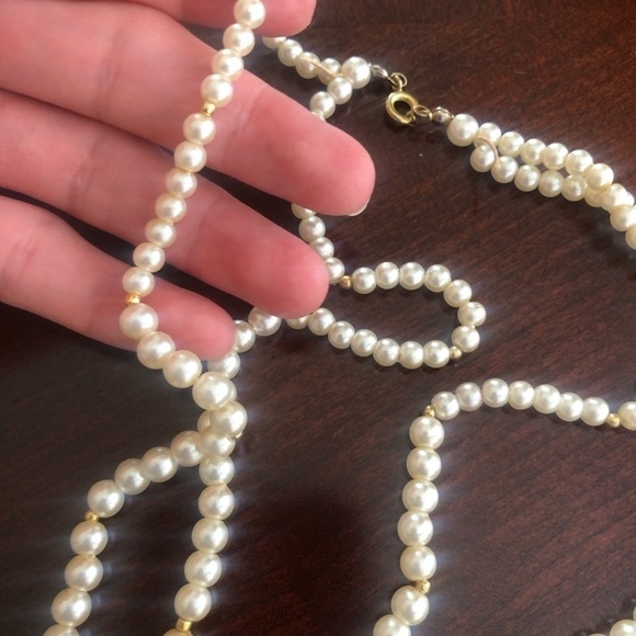Vintage Faux Pearl Double Layer Necklace - Picture 2 of 3